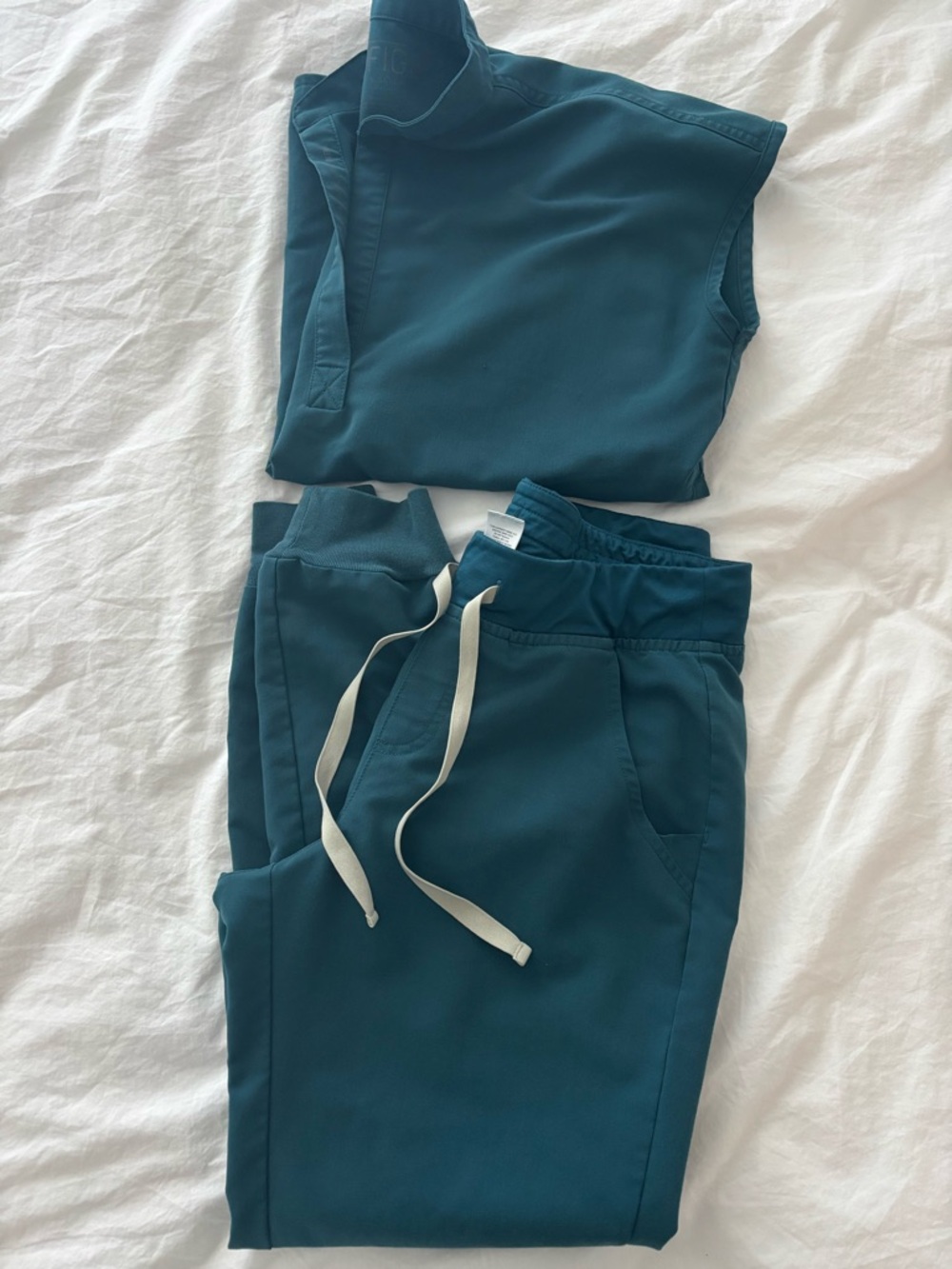 Figs Teal Women’s Jogger Pants with Drawstring